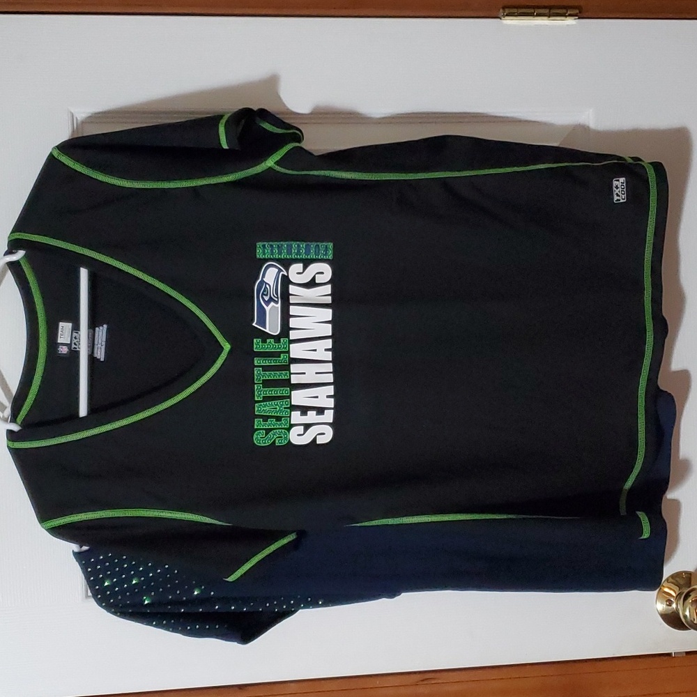 Set of Women's Seahawk TShirts - Picture 2 of 6